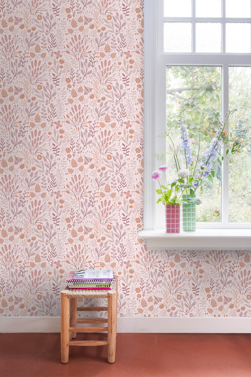 ESTAhome behang bladeren en bloemen lila paars en terracotta - 50 x 900 cm - 131386 - vtwonen shop