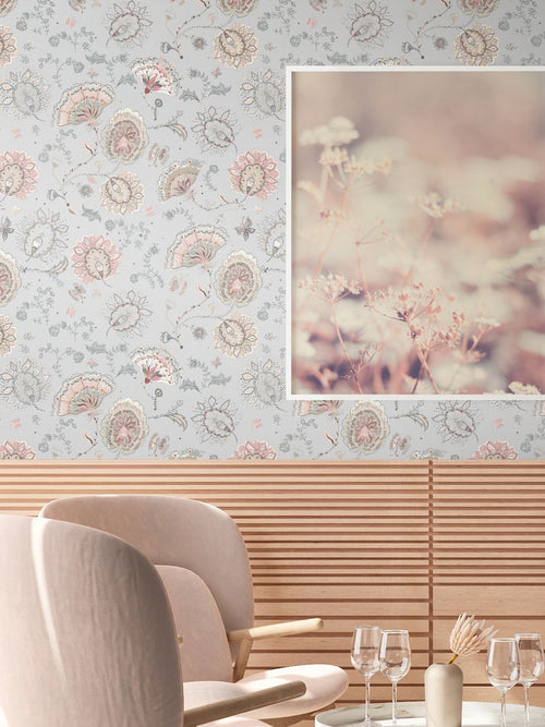Livingwalls behang bloemmotief grijs, roze en beige - 53 cm x 10.05 m - AS-388993 - vtwonen shop