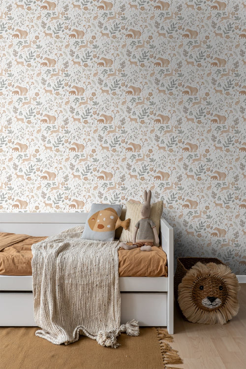 ESTAhome behang bos met bosdieren vergrijsd groen, beige en wit - 53 cm x 10.05 m - 139585