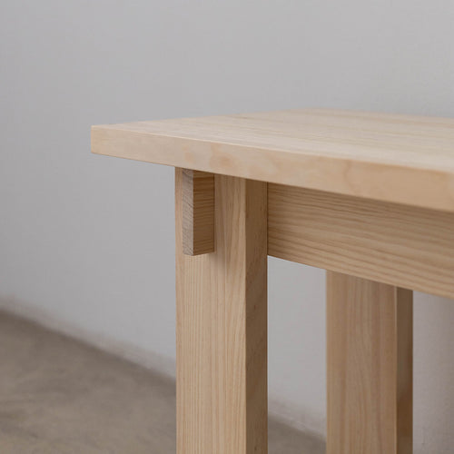 Naan Furniture Bankje klein Begur - Massief natuurlijk hout gelakt - 75 cm - vtwonen shop