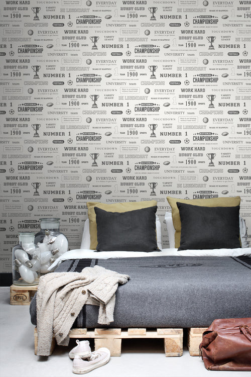 ESTAhome behang sportquotes zwart op gebroken wit - 53 cm x 10.05 m - 128817