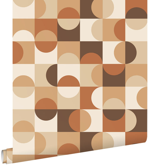 ESTAhome behang cirkels in Bauhaus stijl beige en donkerbruin - 50 x 900 cm - 130938 - vtwonen shop