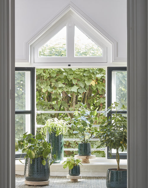 Mica Decorations Pia Plantenstandaard - H11 x Ø30 cm - Hout - Lichtbruin - vtwonen shop