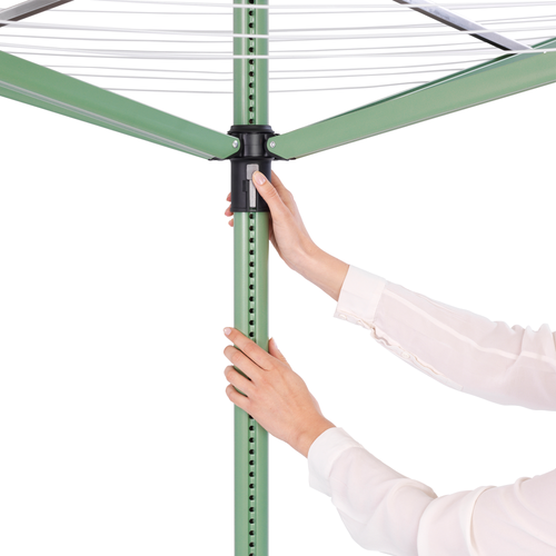 Brabantia Droogmolen Lift-O-Matic, 50 meter met metalen grondanker, doorsnede 45 mm, beschermhoes, wasknijpertasje en wasknijpers - Leaf Green