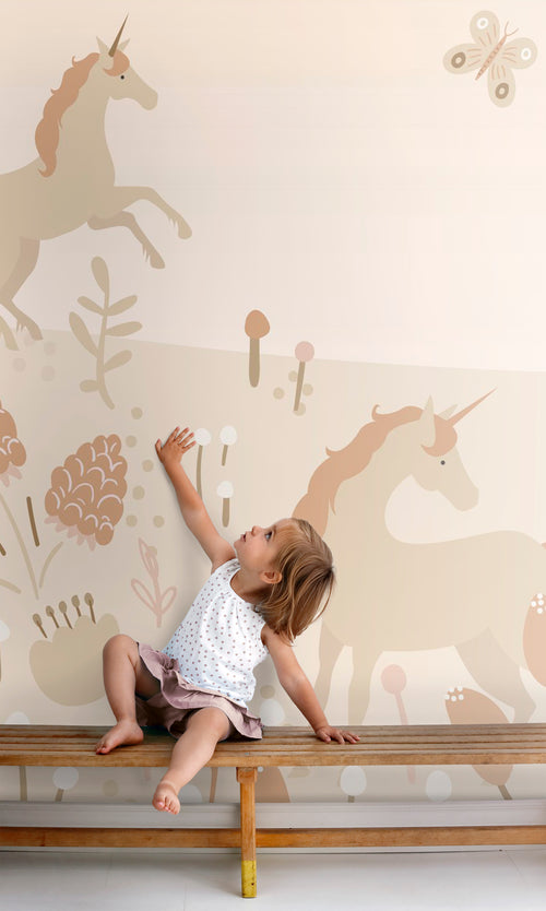 ESTAhome fotobehang unicorns licht terracotta en terracotta roze - 250 x 279 cm - 159495 - vtwonen shop
