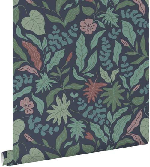 ESTAhome behang bladeren en bloemen donkerblauw, groen en roze - 50 x 900 cm - 131054 - vtwonen shop
