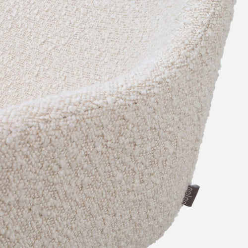 Nolon Nora-Mae Eetkamerstoel Bouclé Beige - Armleuning - Witte Poten