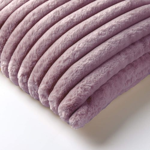 Dutch Decor - VOORDEELSET - 3-delig - Hazel & Ricky - 2 sierkussens 50x50 cm - 1 plaid 150x200 cm - paars - vtwonen shop