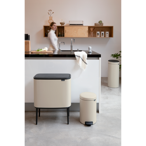 Brabantia Bo Touch Bin, met 2 binnenemmers, 11 + 23 liter - Soft Beige