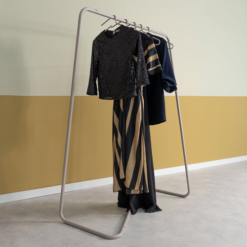 Spinder Design kledingrek Hang-On - Silky Taupe - vtwonen shop