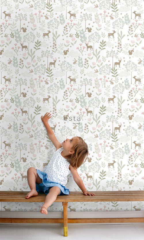 ESTAhome behang bos met bosdieren groen en roze - 53 cm x 10.05 m - 139519