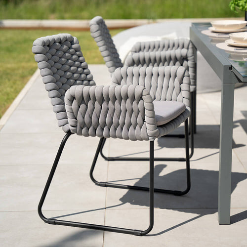 Home Deluxe Tuinstoel met vlechtwerk armleuningen BALERO lichtgrijs - set van 7