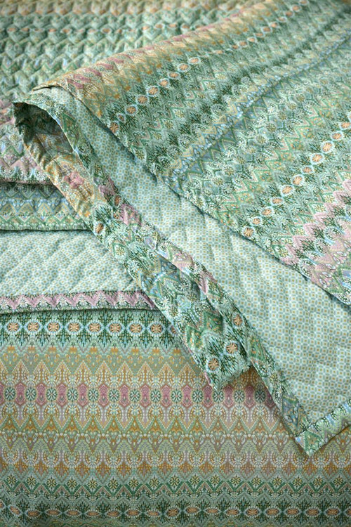 Pip Studio sprei Ashanti Quilt - 270x260 cm - groen - vtwonen shop