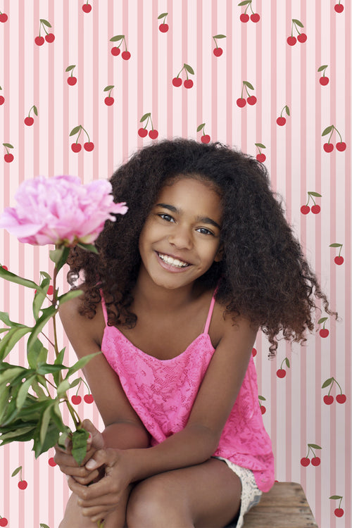 ESTAhome behang kersen roze - 50 x 900 cm - 131653 - vtwonen shop