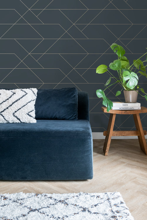 ESTAhome behang grafische lijnen donkerblauw en goud - 53 cm x 10.05 m - 139213