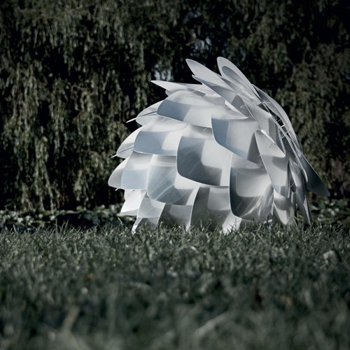 Umage Silvia Medium vloerlamp brushed steel - met tripod wit - Ø 50 cm - vtwonen shop