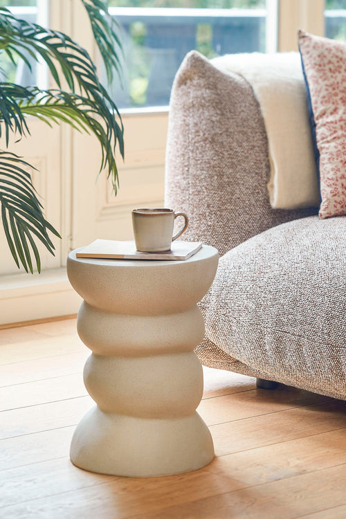 Mica Decorations  Screw Bijzettafel - L29 x B29 x H41 cm - Keramiek - Beige - vtwonen shop