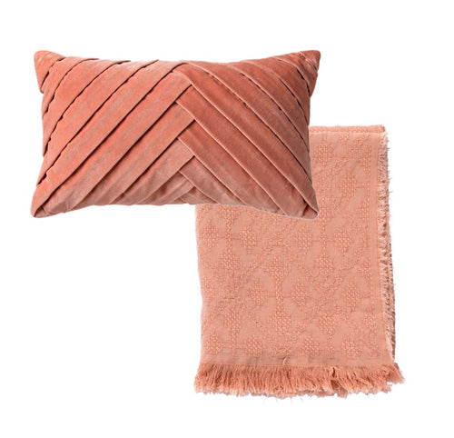 Dutch Decor set sierkussen en plaid - Femm en Belle - Roze - vtwonen shop