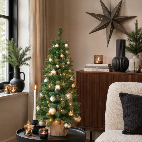 Black Box Trees Gerlos Kunstkerstboom met Verlichting - Kunstboom H120 x D51 cm - Kunst Kerstboom in Jute Zak - Kerstdecoratie voor Binnen - 166  Tips