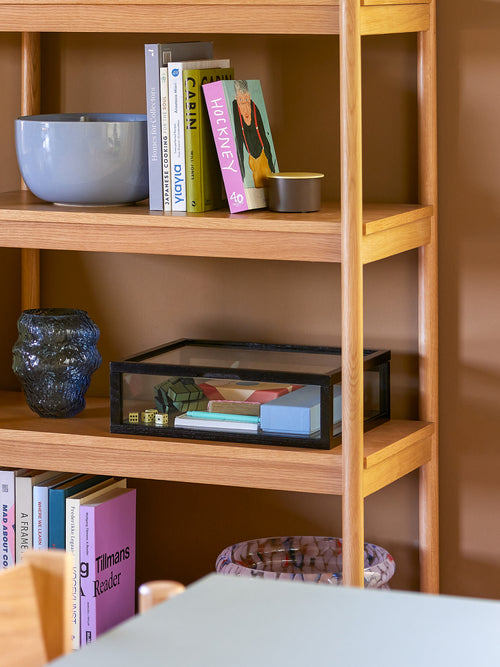 Hübsch doos View Display - essenfineer/essenhout/glas/mdf - 40x30xh12cm - vtwonen shop