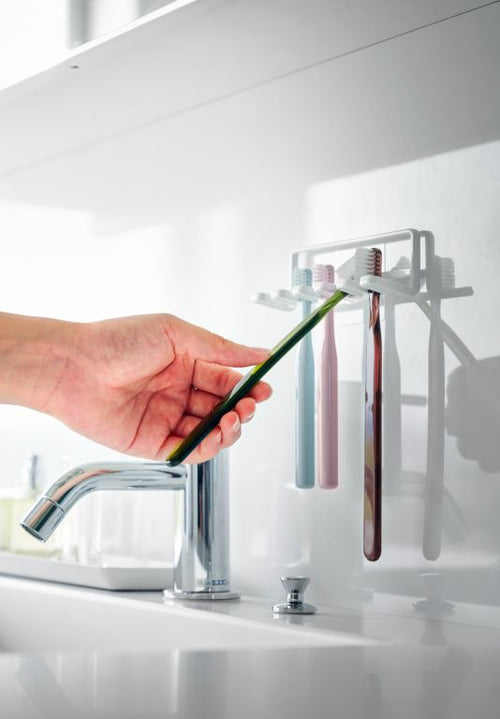 Yamazaki Zelfklevende Tandenborstelhouder - Tower - Wit - vtwonen shop