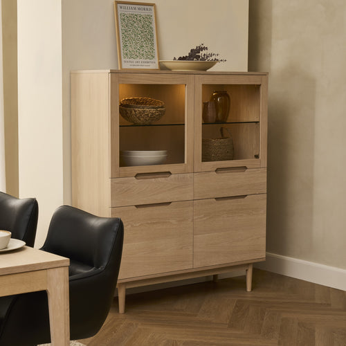 Furnhouse vitrinekast Kerteminde - Witte olie - MDF, Eikenfineer, Glas - 45x124x146