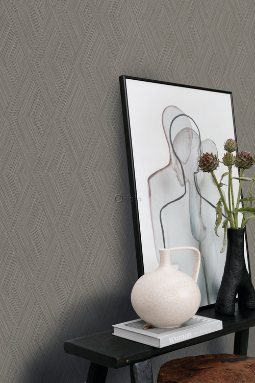 Origin Wallcoverings behang grafisch 3D motief taupe grijs - 50 x 900 cm - 347844 - vtwonen shop