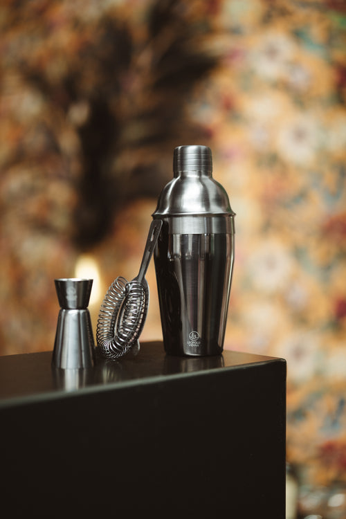 Leopold Vienna - Cocktail set Acolon 3-delig zwart (cocktail shaker, strainer, pipet) cadeau giftset - vtwonen shop