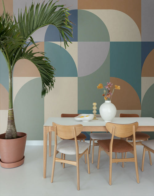 ESTAhome fotobehang cirkels in Bauhaus stijl bruin, groen en blauw - 2.5 x 2.79 m - 159640