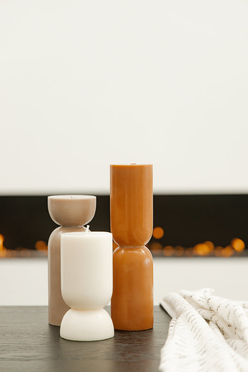 Originalhome kaars organische vorm - camel - L - vtwonen shop