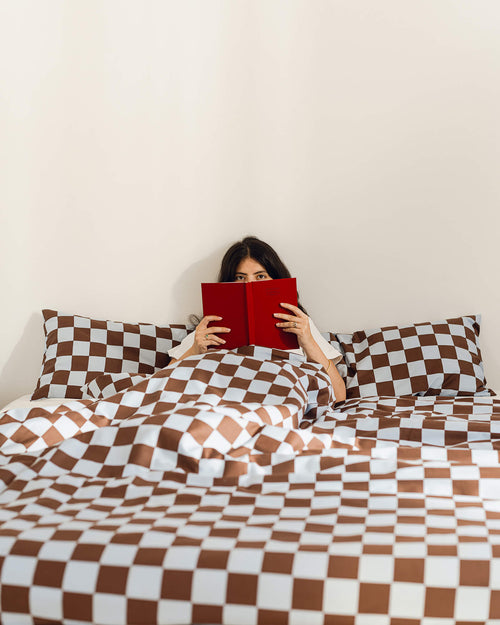 noo.ma Plu Pillowcase katoensatijn 300 TC 60x70 cm, Baby Blue & Cocoa Brown