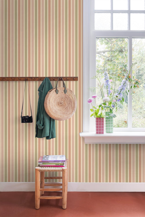 ESTAhome behang strepen terracotta roze en groen - 50 x 900 cm - 131506 - vtwonen shop