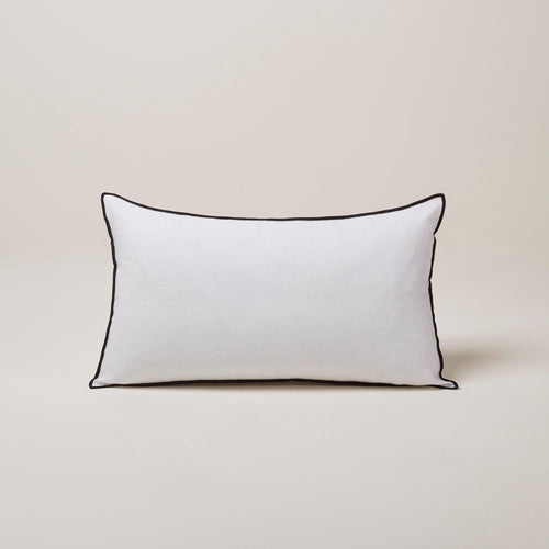 Madura Kussenovertrek Carlina puur witte en zwarte hommel 28x47 cm