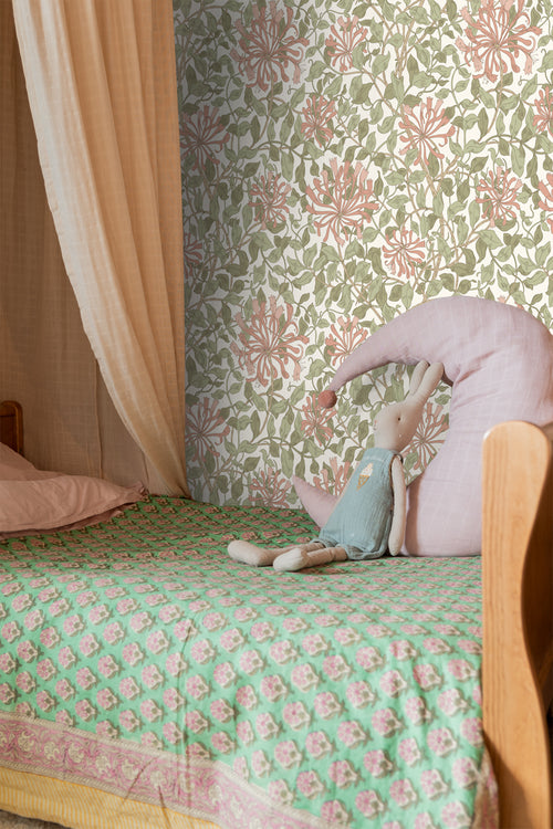 ESTAhome behang bloemen vergrijsd groen en terracotta - 50 x 900 cm - 131028 - vtwonen shop