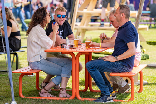 MaximaVida metalen picknicktafel Max oranje - 150 cm - vtwonen shop