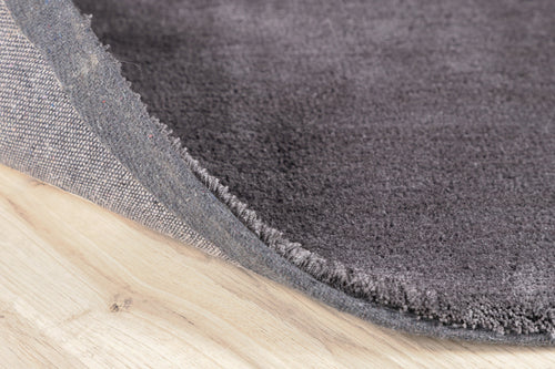 Rebellenclub Vloerkleed Bramming - Donker grijs - vtwonen shop