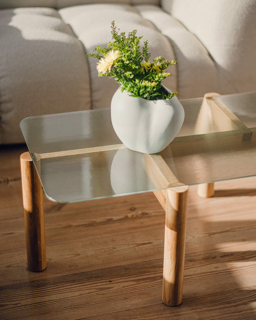 noo.ma Kob salontafel - ornamenten gehard glas, massief eiken poten, 116 x 60 x 11 cm