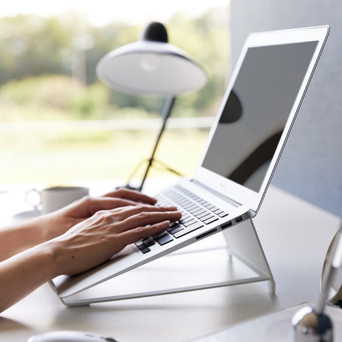 Yamazaki Tablet & Laptop Standaard - Tower - Wit - vtwonen shop