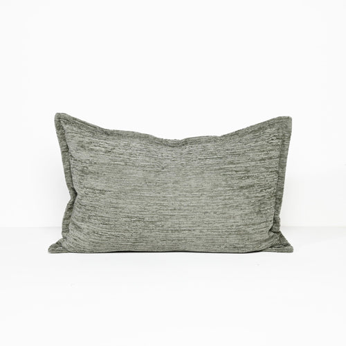 Darcy & Duke sierkussen Ruffled Sage - Mosgroen - 40x60cm