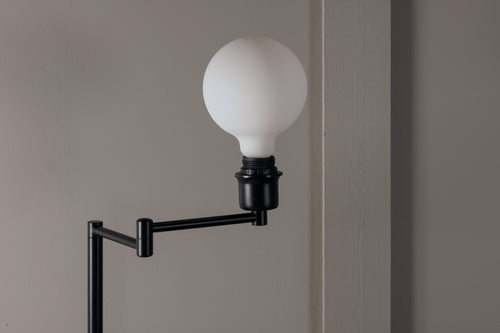 Rebellenclub Vloerlamp Dinant - Zwart - vtwonen shop