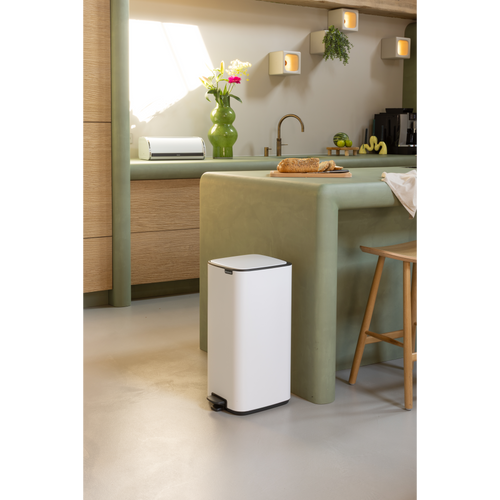 Brabantia Bo Pedaalemmer, 30 liter, stil sluitend, kunststof binnenemmer - White
