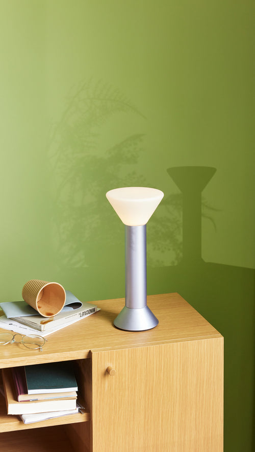 Hübsch draagbare lamp Flash - glas/ijzer - ø14xh30cm, led, 3w - vtwonen shop