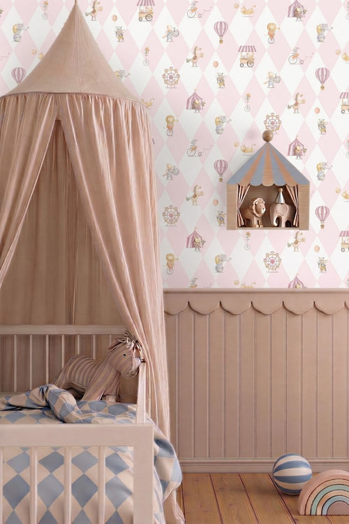 Sanders & Sanders behang circus figuren licht roze en wit - 53 cm x 10.05 m - 640617