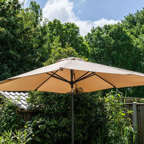 Garden Impressions stokparasol Lotus taupe 250x250 cm met Cosmo voet en hoes
