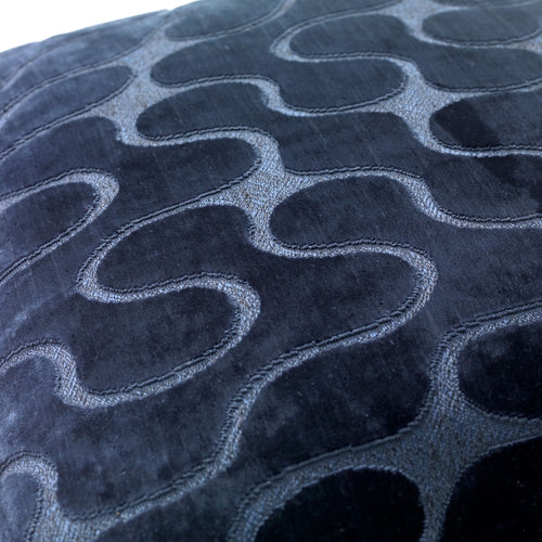 NADINE | sierkussen 45x45 cm | Insignia Blue | blauw | Hoii | met duurzame kussenvulling