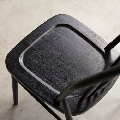 Tikamoon Set van 2 stoelen met spijlen in zwart massief acaciahout - Zwart