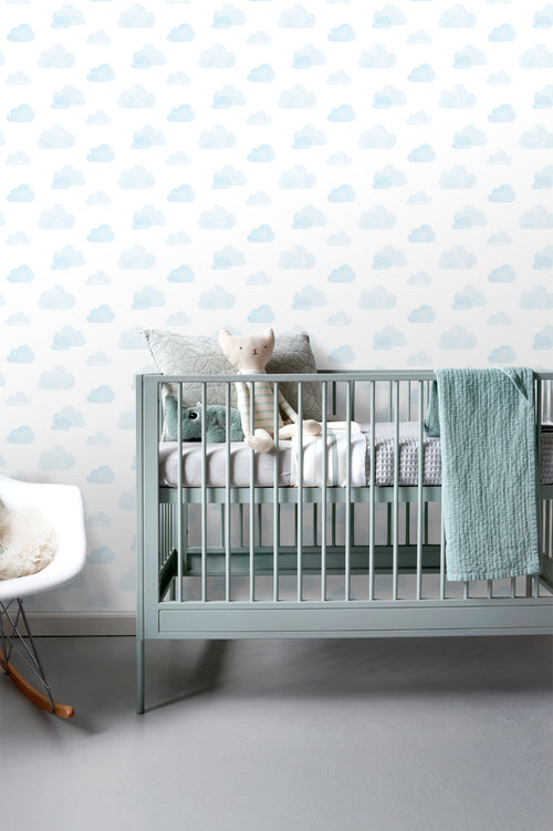ESTAhome behang gestempelde wolkjes lichtblauw en wit - 53 cm x 10.05 m - 138930