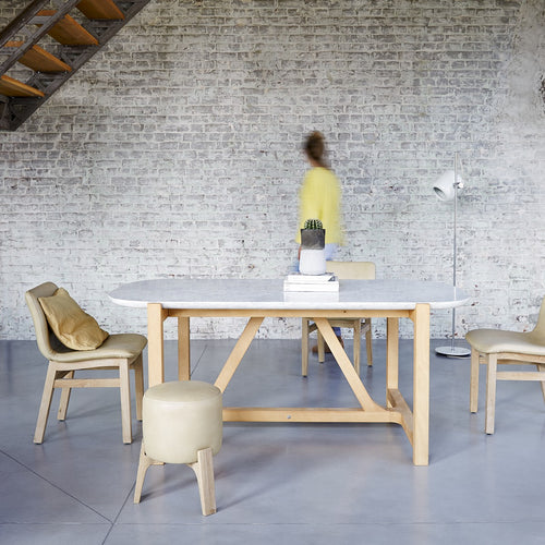 Tikamoon Stoneleaf - Eettafel van massief eikenhout en marmer voor 6/8 personen. - Wit