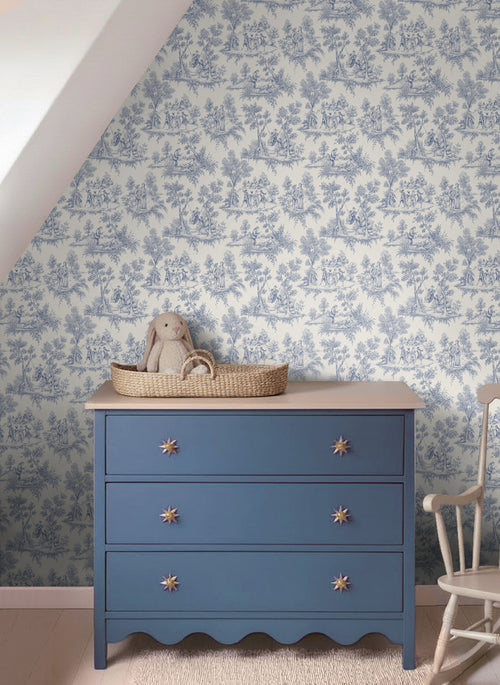 ESTAhome behang toile de jouy print blauw - 50 x 900 cm - 132096