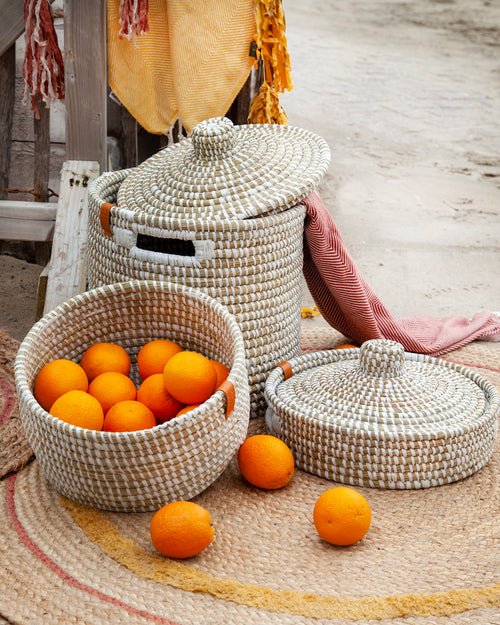 Return to Sender Mand met deksel 36 cm wit en naturel kaisagras - vtwonen shop